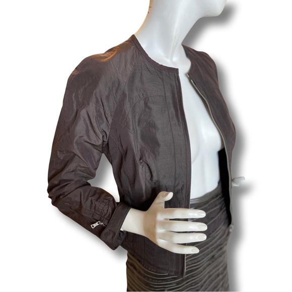 KAUFMANFRANCO TWO PIECE SKIRT SET - Picture 9 of 16